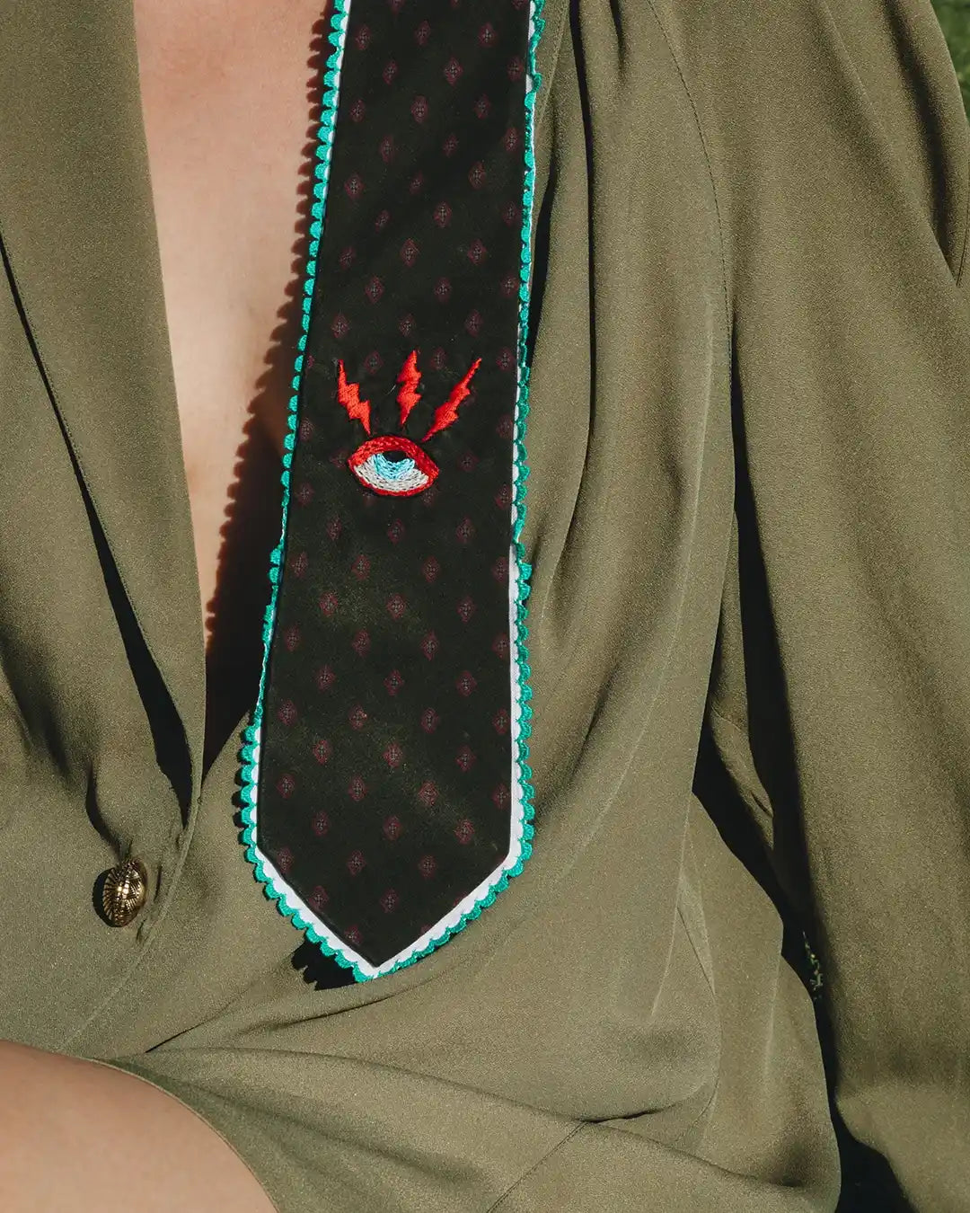 Cravatta Chanel REBEL